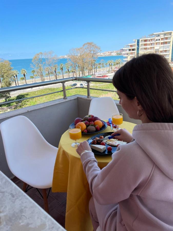 Family Suite Residence Vlorë エクステリア 写真