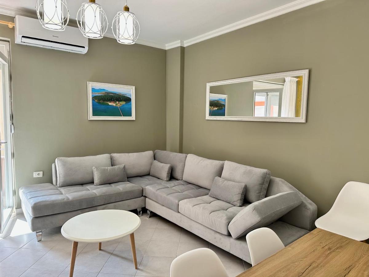 Family Suite Residence Vlorë エクステリア 写真