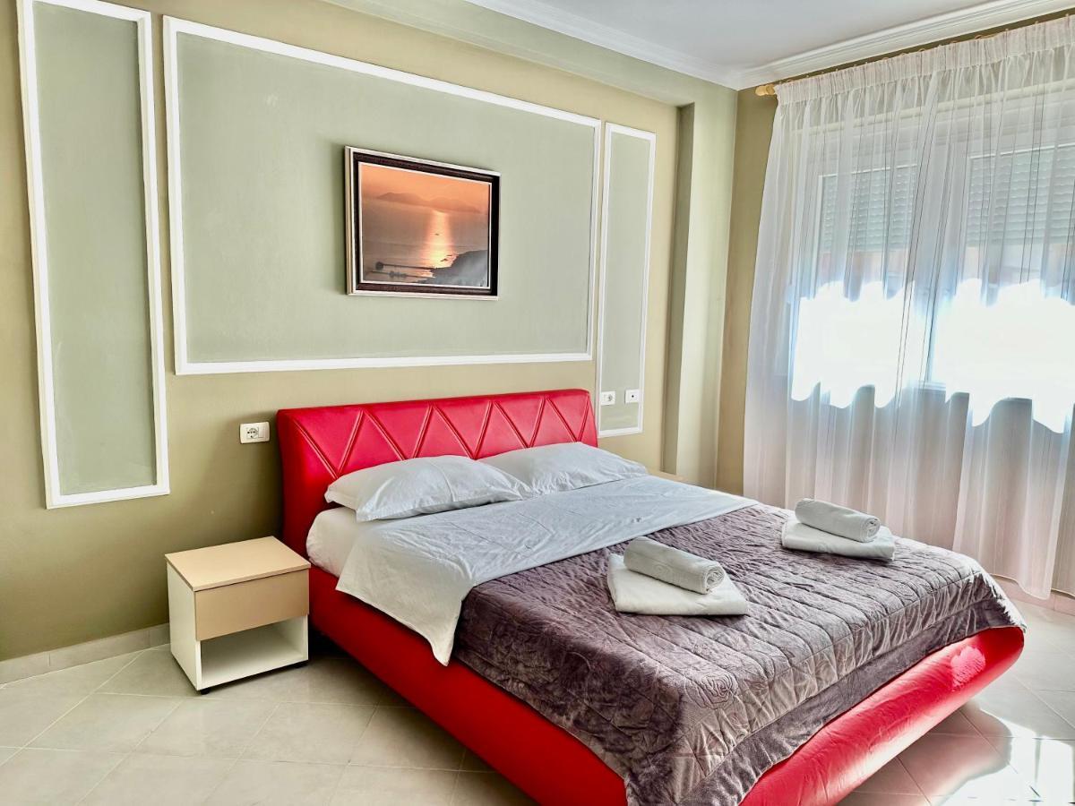Family Suite Residence Vlorë エクステリア 写真