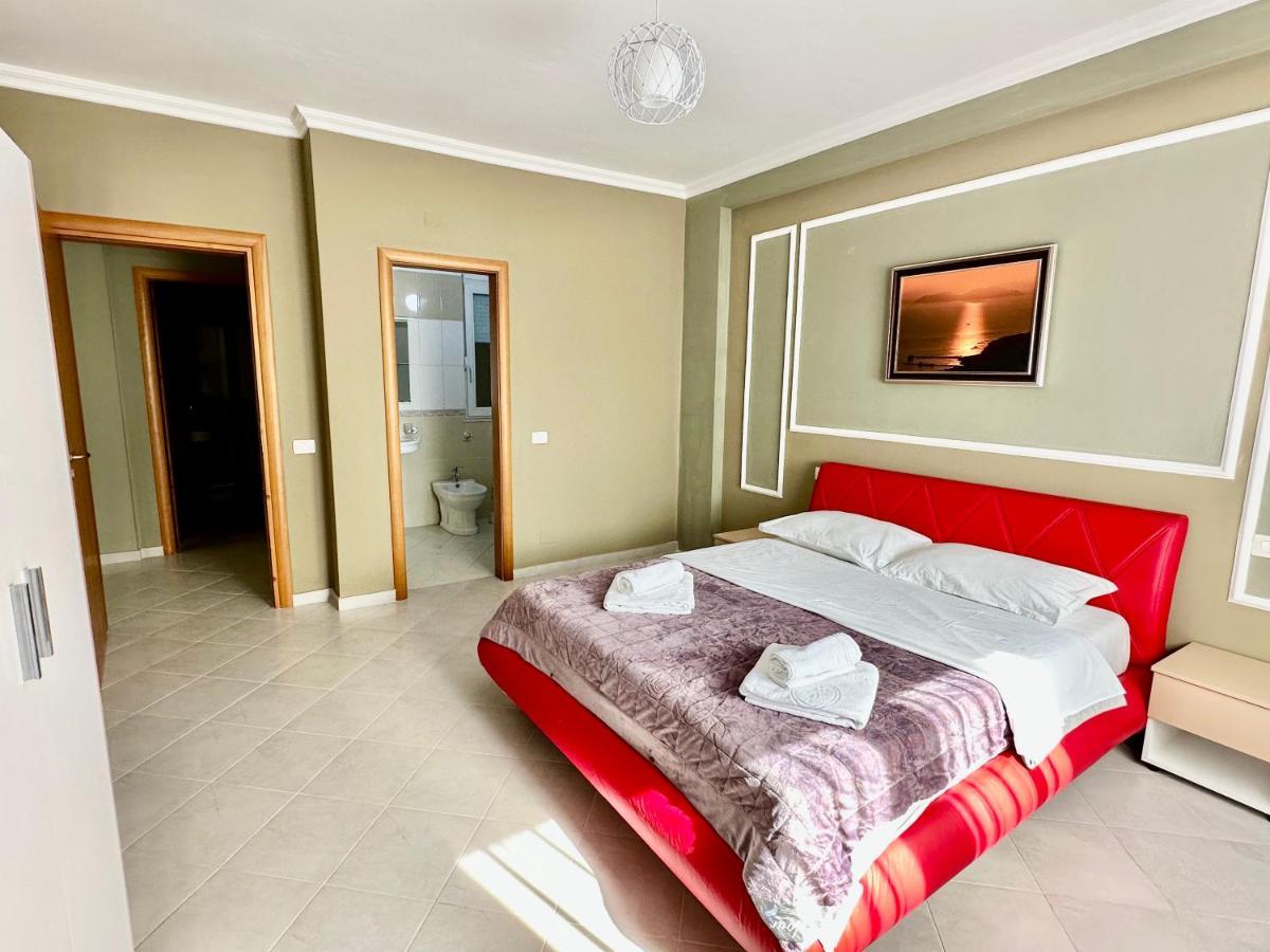 Family Suite Residence Vlorë エクステリア 写真