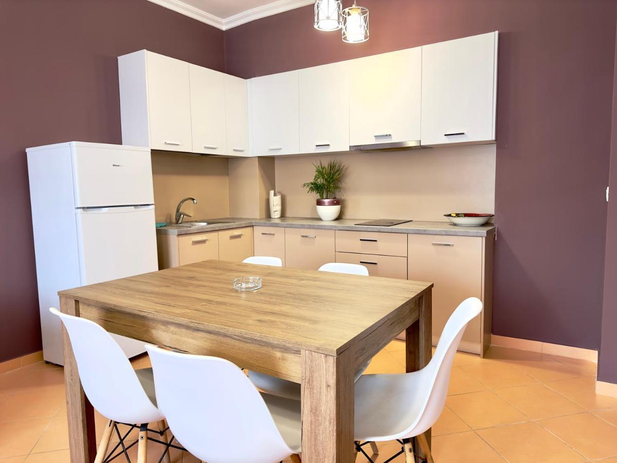 Family Suite Residence Vlorë エクステリア 写真