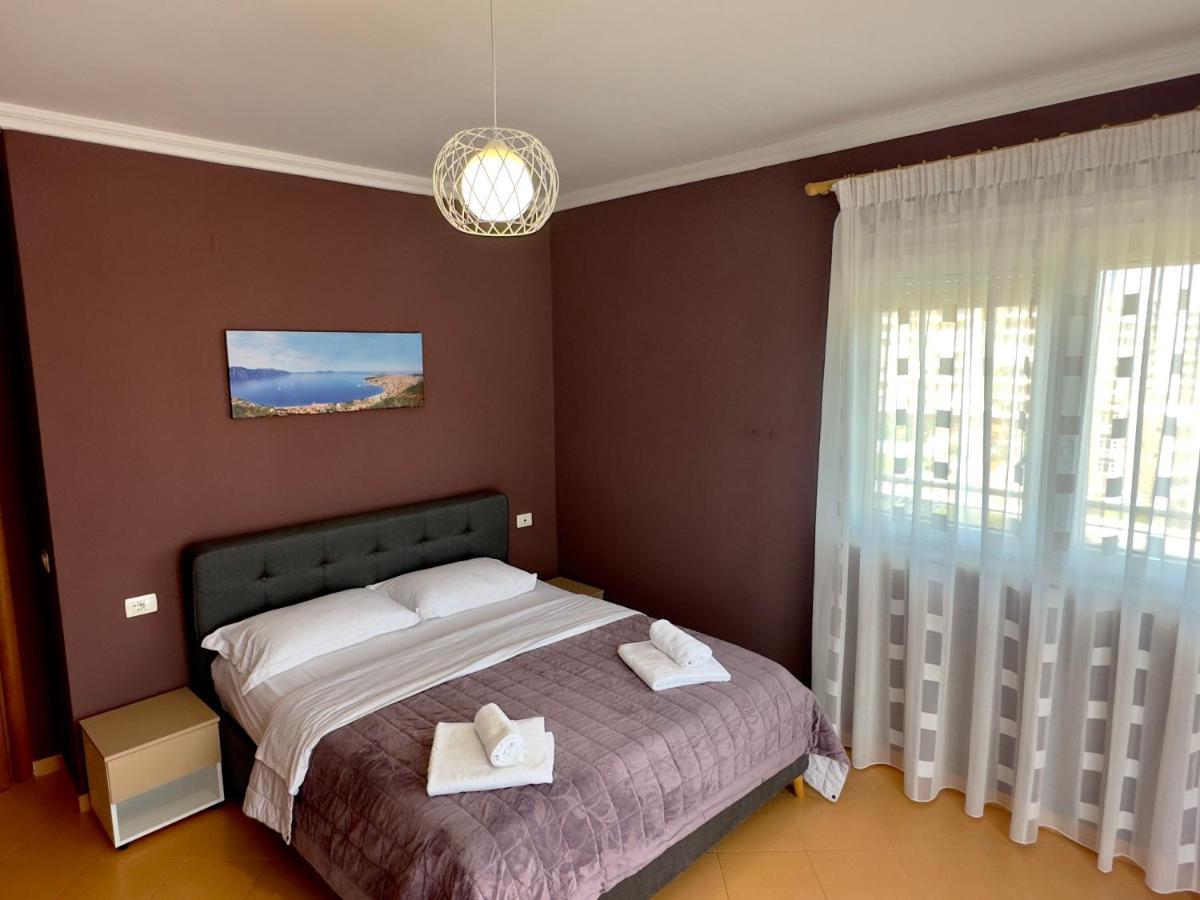 Family Suite Residence Vlorë エクステリア 写真